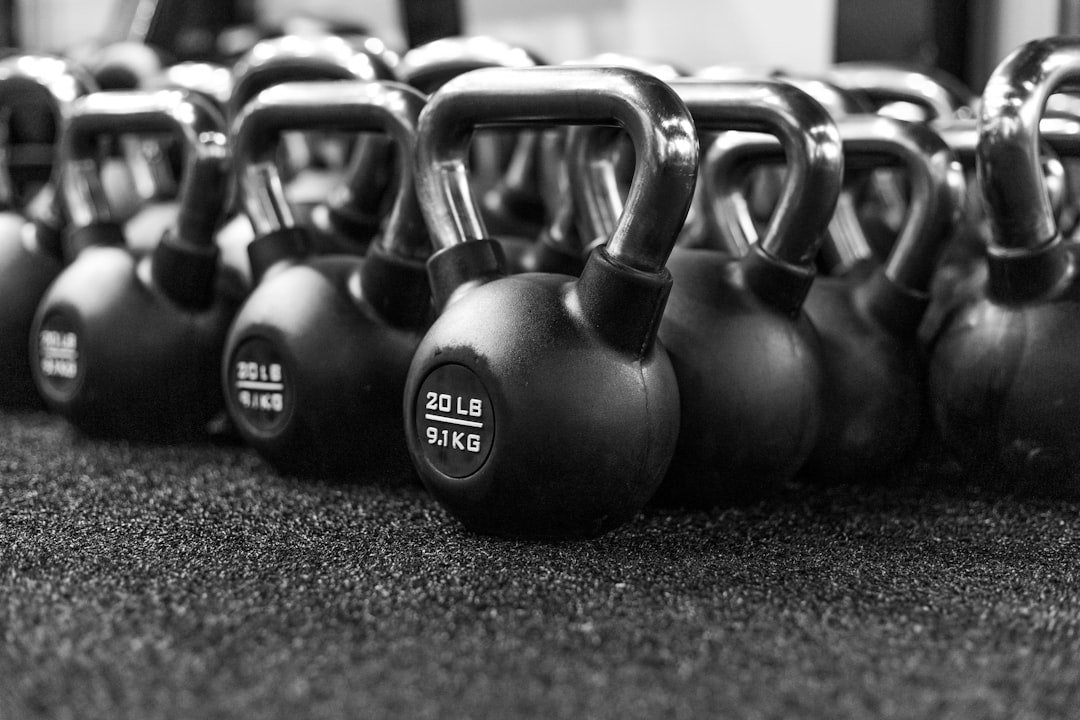 Kettlebell strength training in a hybrid gym